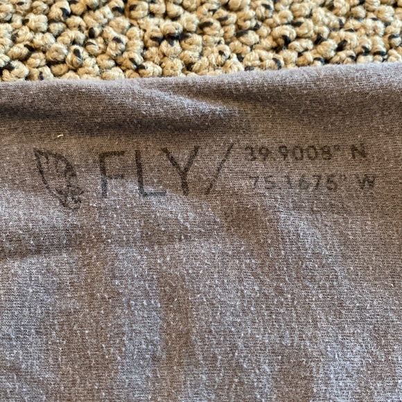 Fly Eagles Fly T-Shirt Size Large in GUC - Picture 6 of 7